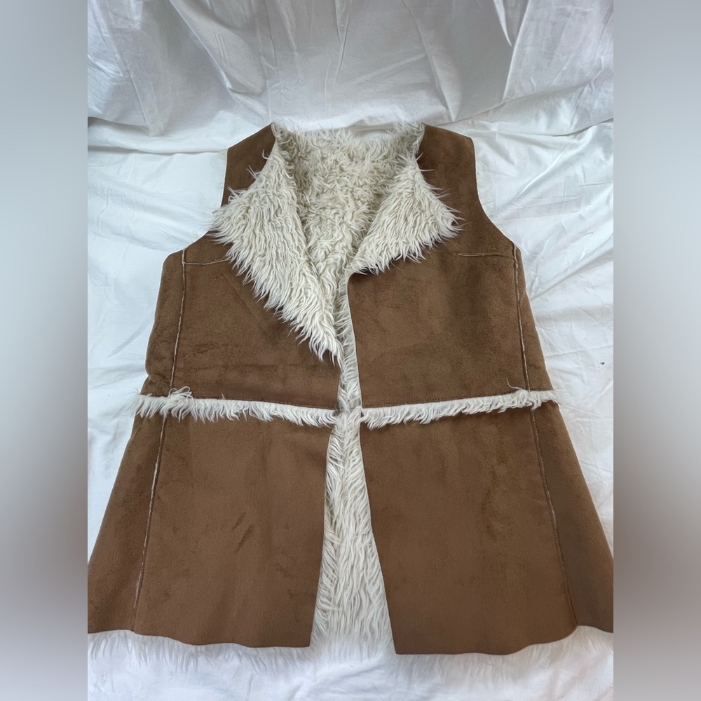 ⭐️Hollister Faux Suede and Fur Lined Vest